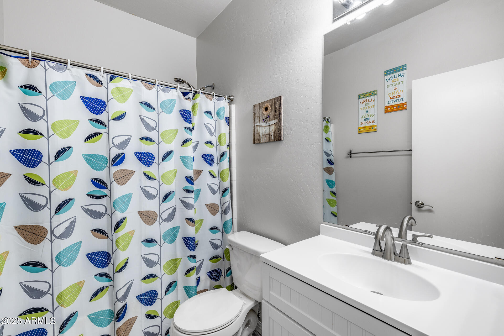 2714 East Del Rio Street Gilbert, AZ 85295 - Photo 6 of 30 Full Bath #1