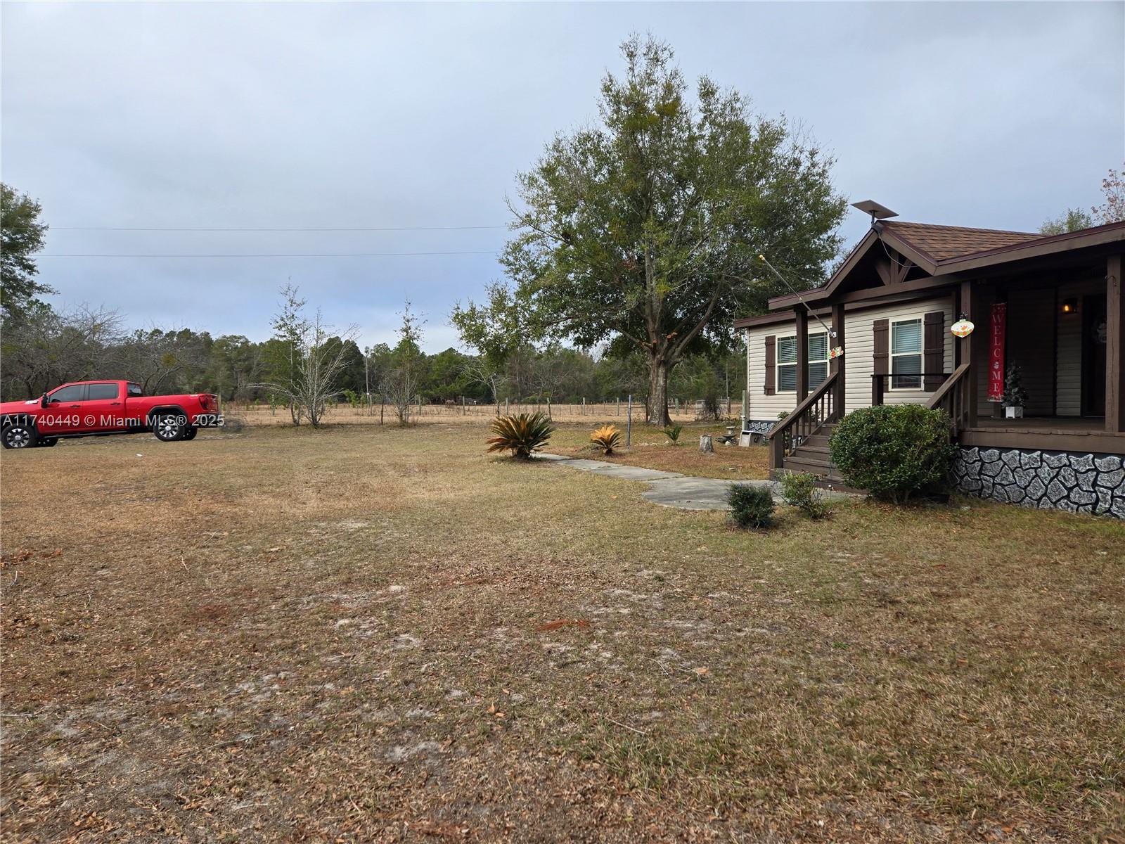 195 Southwest Turkey Glen Fort White, FL 32038 - Photo 2 of 25