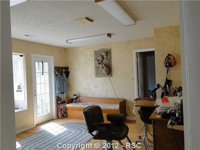 11370 Green Spring Road Colorado Springs, CO 80925 - Photo 8 of 16 Beauty Shop