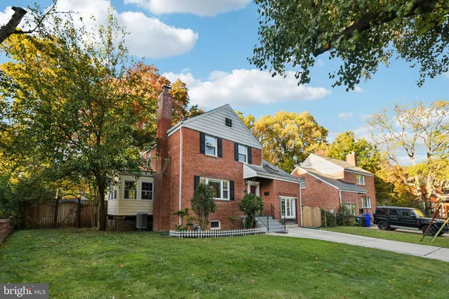 $795,000 | 4012 Beechwood Road, University Park, MD 20782