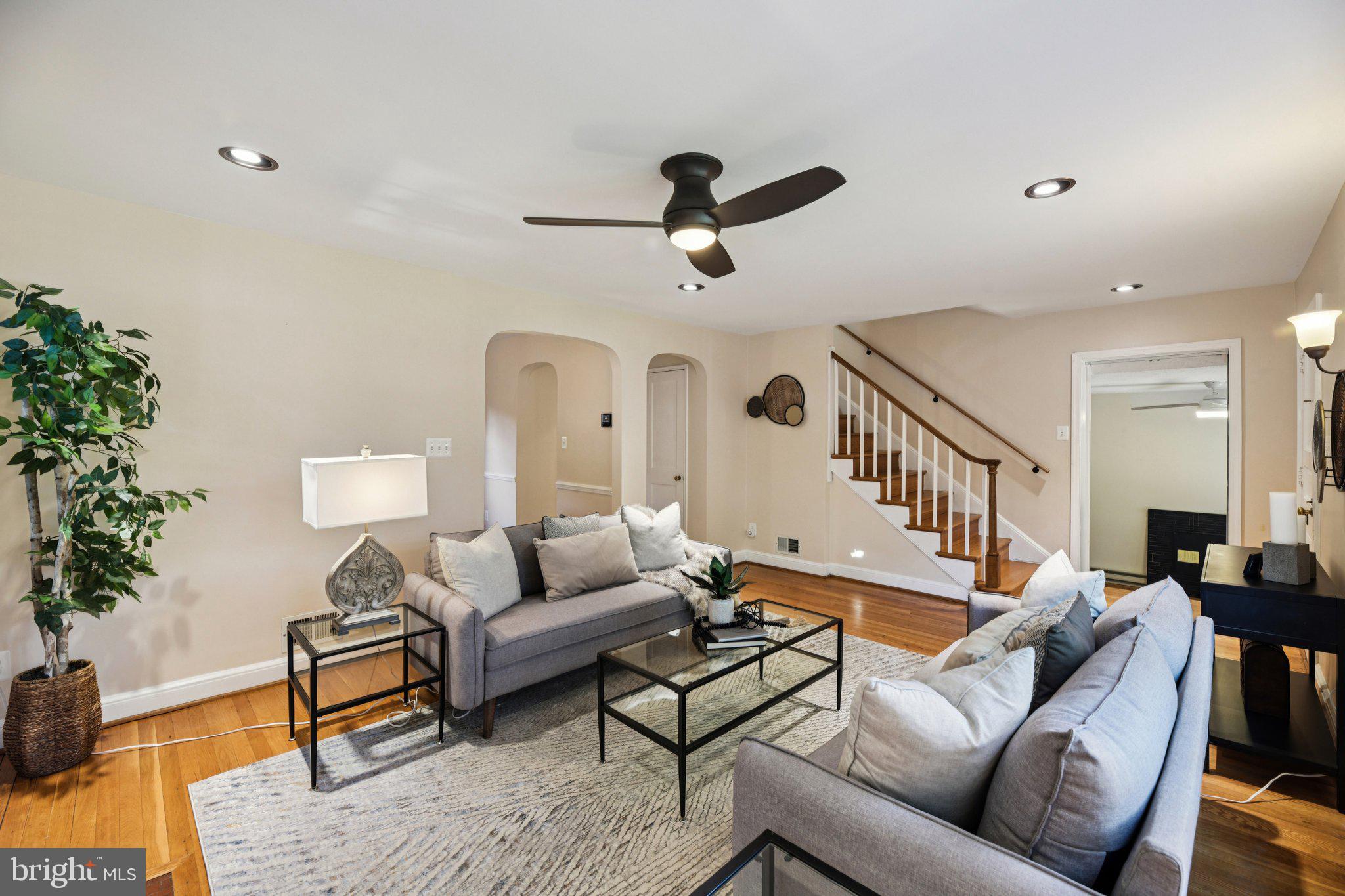 4012 Beechwood Road University Park, MD 20782 - Photo 10 of 56 a living room with furniture