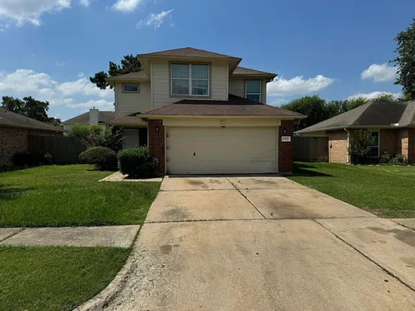 $275,000 | 17055 Kilwinning Drive, Houston, TX 77084