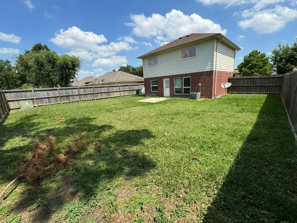 $275,000 | 17055 Kilwinning Drive, Houston, TX 77084