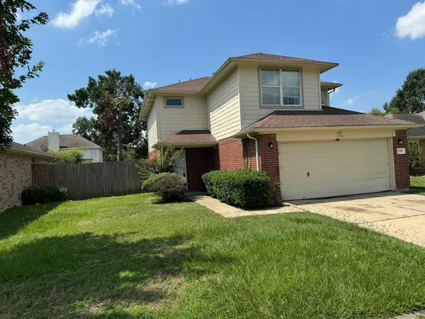 $275,000 | 17055 Kilwinning Drive, Houston, TX 77084