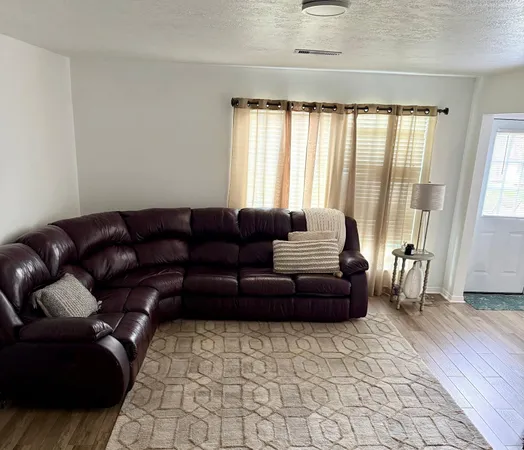 $275,000 | 17055 Kilwinning Drive, Houston, TX 77084