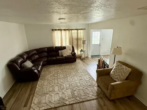 $275,000 | 17055 Kilwinning Drive, Houston, TX 77084