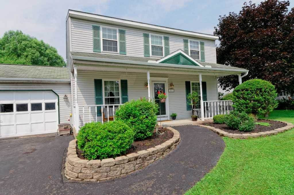 1411 Castleridge Road Castleton-on-Hudson, NY 12033 - Photo 3 of 25 Photo 3