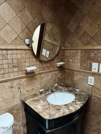 $407,550 | 15020 North 40th Street, Unit 14, Phoenix, AZ 85032