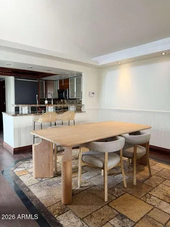 $407,550 | 15020 North 40th Street, Unit 14, Phoenix, AZ 85032