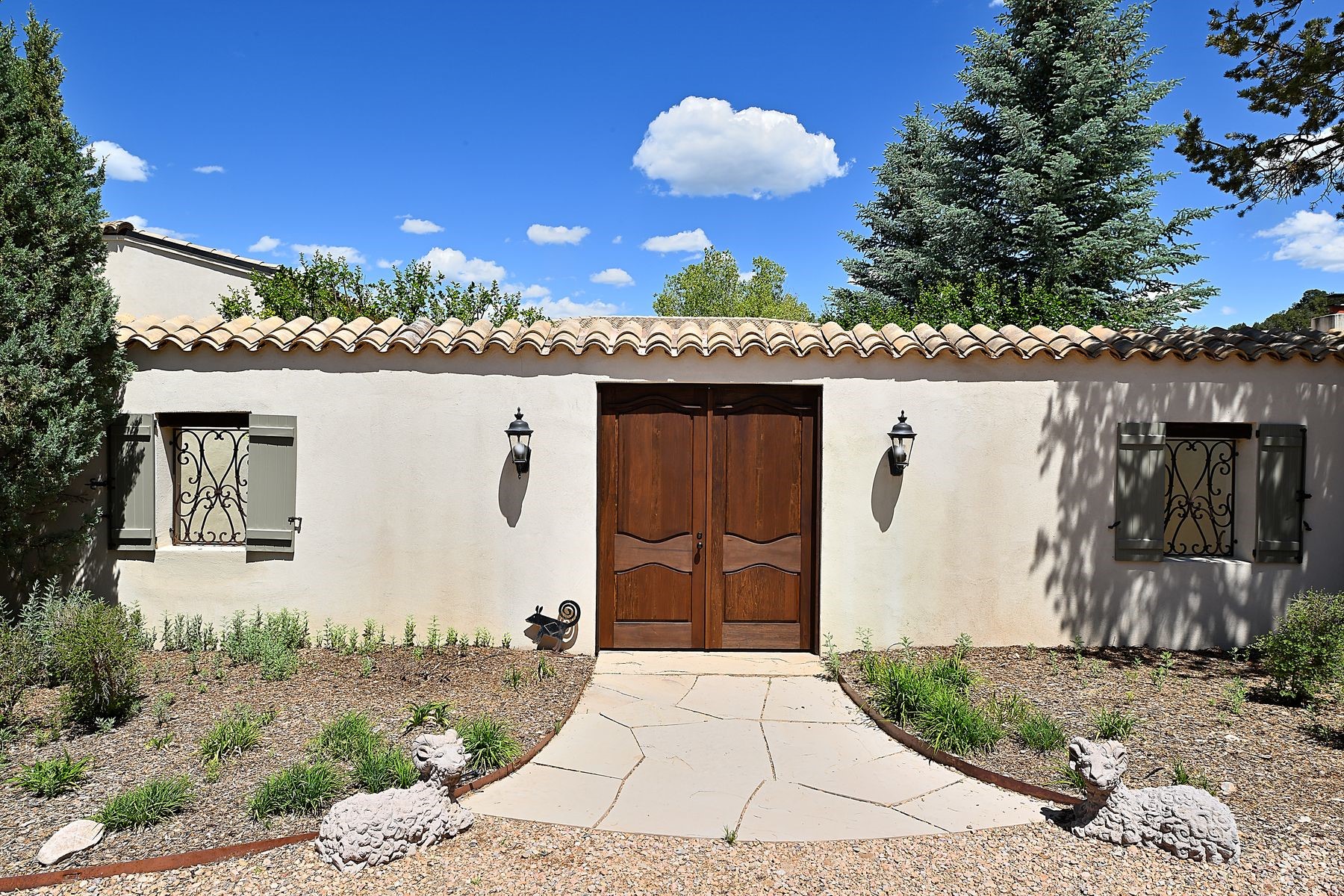 37 Rancho Escondido Santa Fe, NM 87506 - Photo 2 of 36