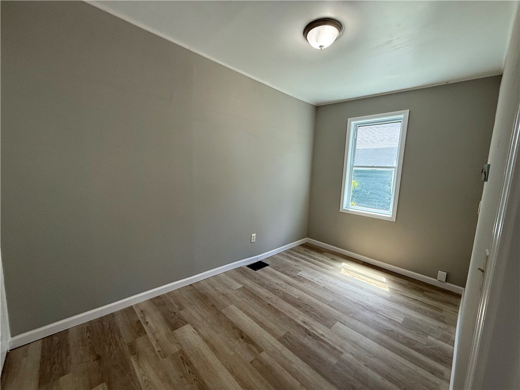 4 Lake Avenue, Unit 1 Auburn, NY 13021 - Photo 7 of 13 Bedroom 1
