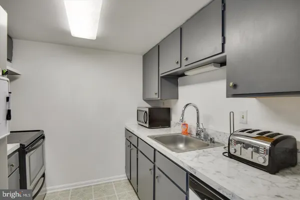 $2,200 | 678 Newbridge Court, Unit 4, Arnold, MD 21012