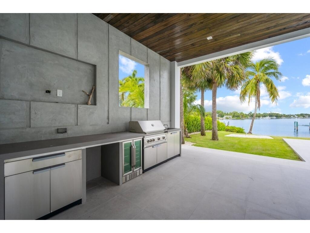 19311 North Riverside Drive Tequesta, FL 33469 - Photo 9 of 31 09-Photo 9