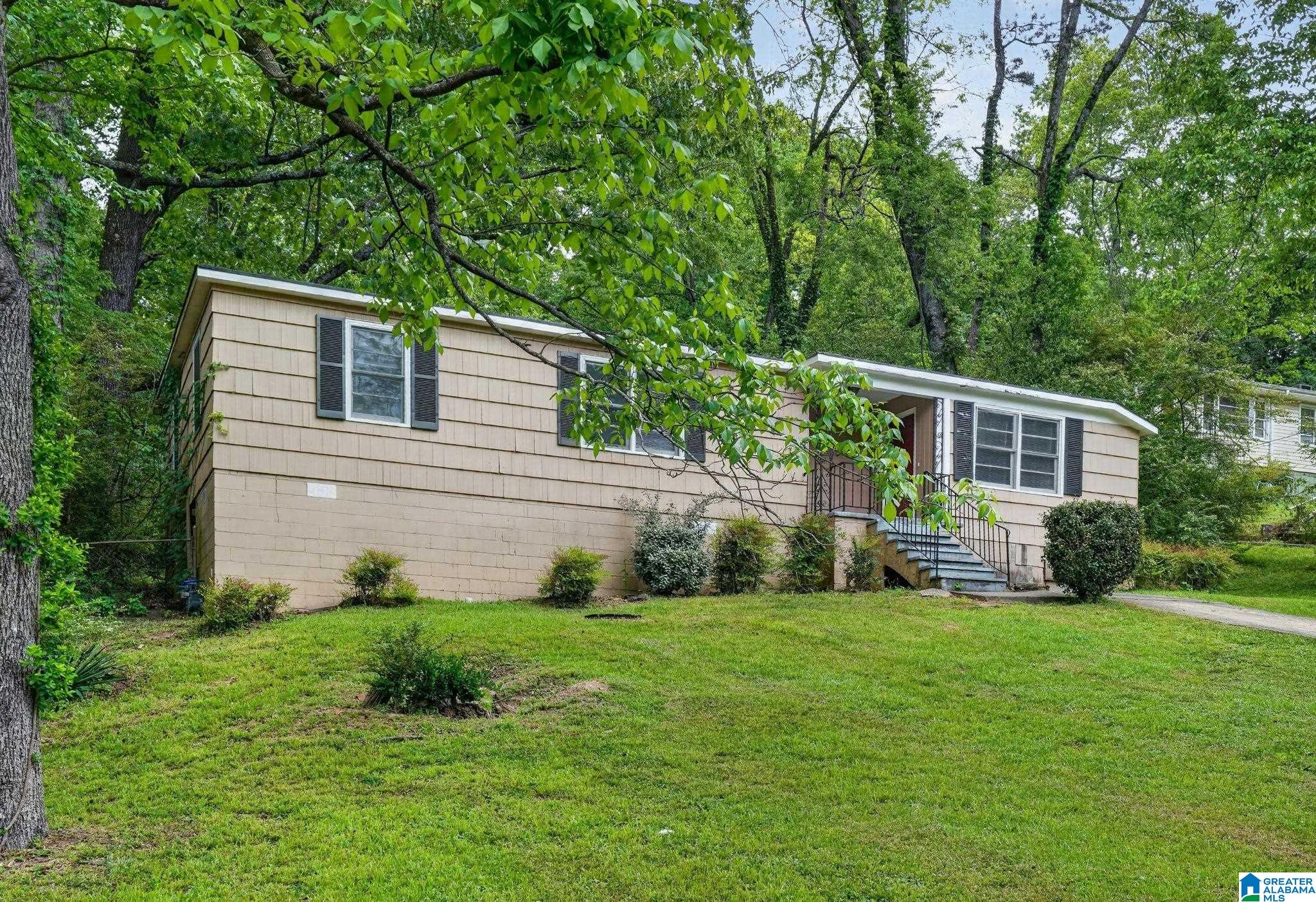 9869 Greenlee Road Birmingham, AL 35215 - Photo 2 of 30