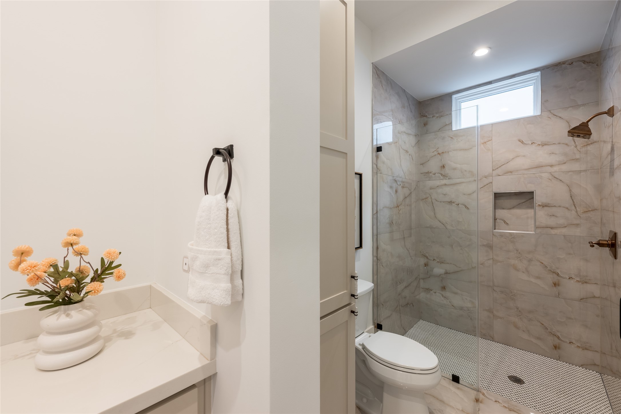 2817 Albans Road Houston, TX 77005 - Photo 9 of 49