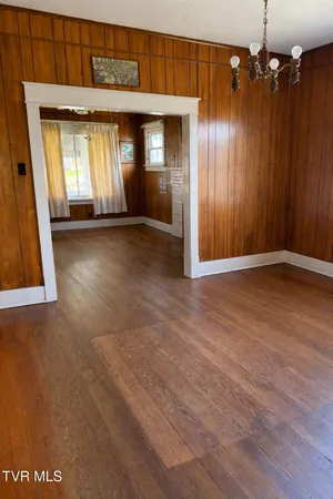 $147,900 | 16702 Wise Street, St. Paul, VA 24283