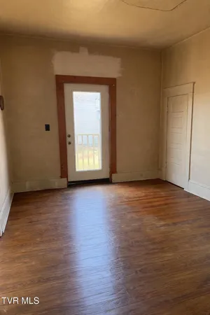 $147,900 | 16702 Wise Street, St. Paul, VA 24283