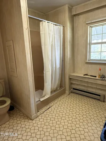 $147,900 | 16702 Wise Street, St. Paul, VA 24283