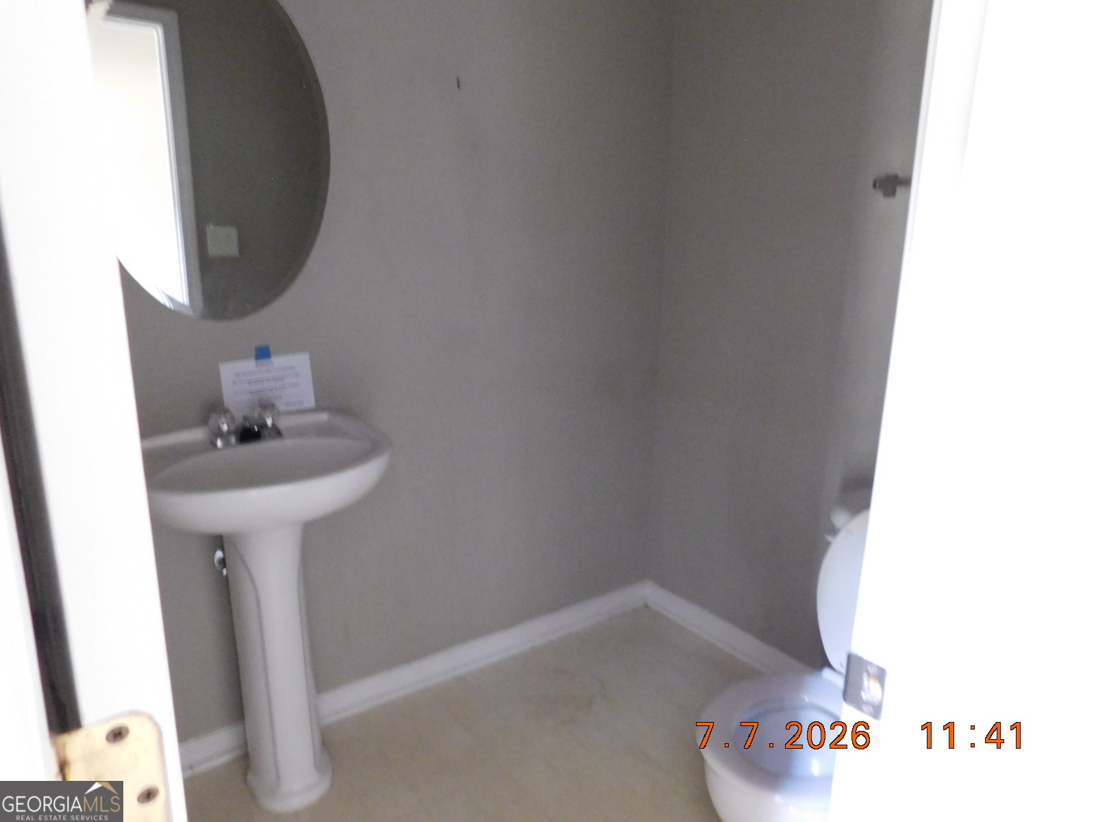 284 Valley Way Hampton, GA 30228 - Photo 6 of 19 Gallery Image 6