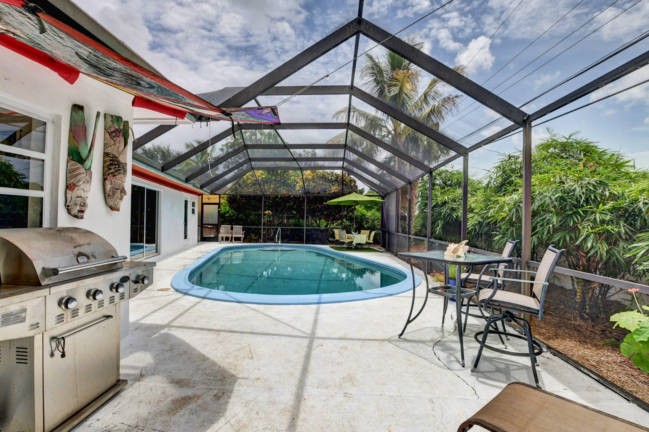 2042 Bonnie Street Boca Raton, FL 33486 - Photo 42 of 43 Pool/Patio