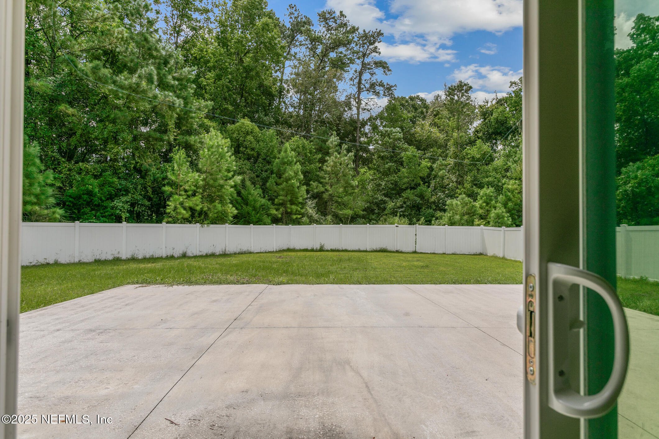 8882 Hogan Road Jacksonville, FL 32216 - Photo 36 of 42 Patio