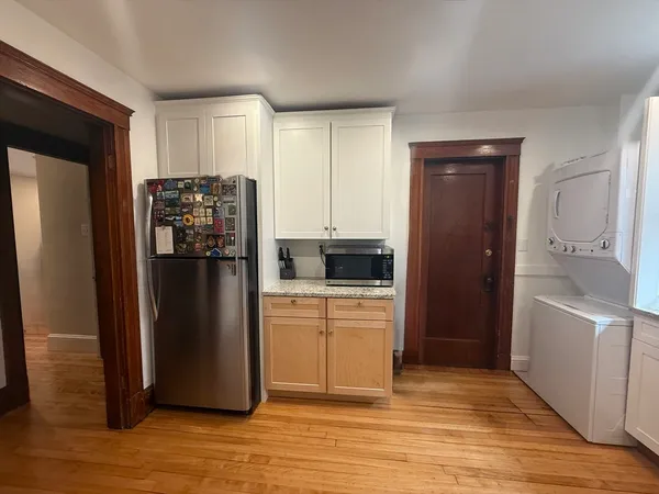 $5,200 | 15 Stetson Street, Unit 1, Brookline, MA 02446
