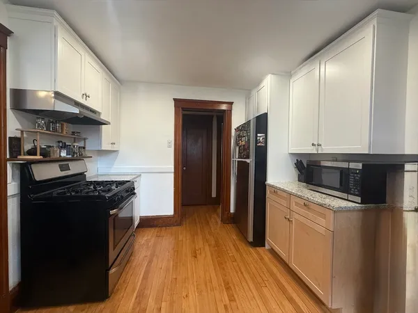 $5,200 | 15 Stetson Street, Unit 1, Brookline, MA 02446