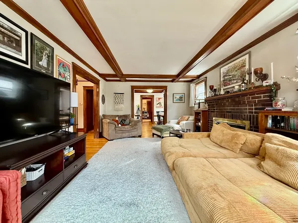 $5,200 | 15 Stetson Street, Unit 1, Brookline, MA 02446