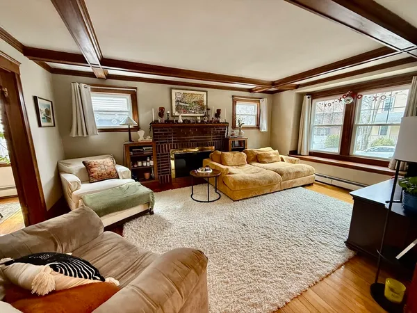 $5,200 | 15 Stetson Street, Unit 1, Brookline, MA 02446