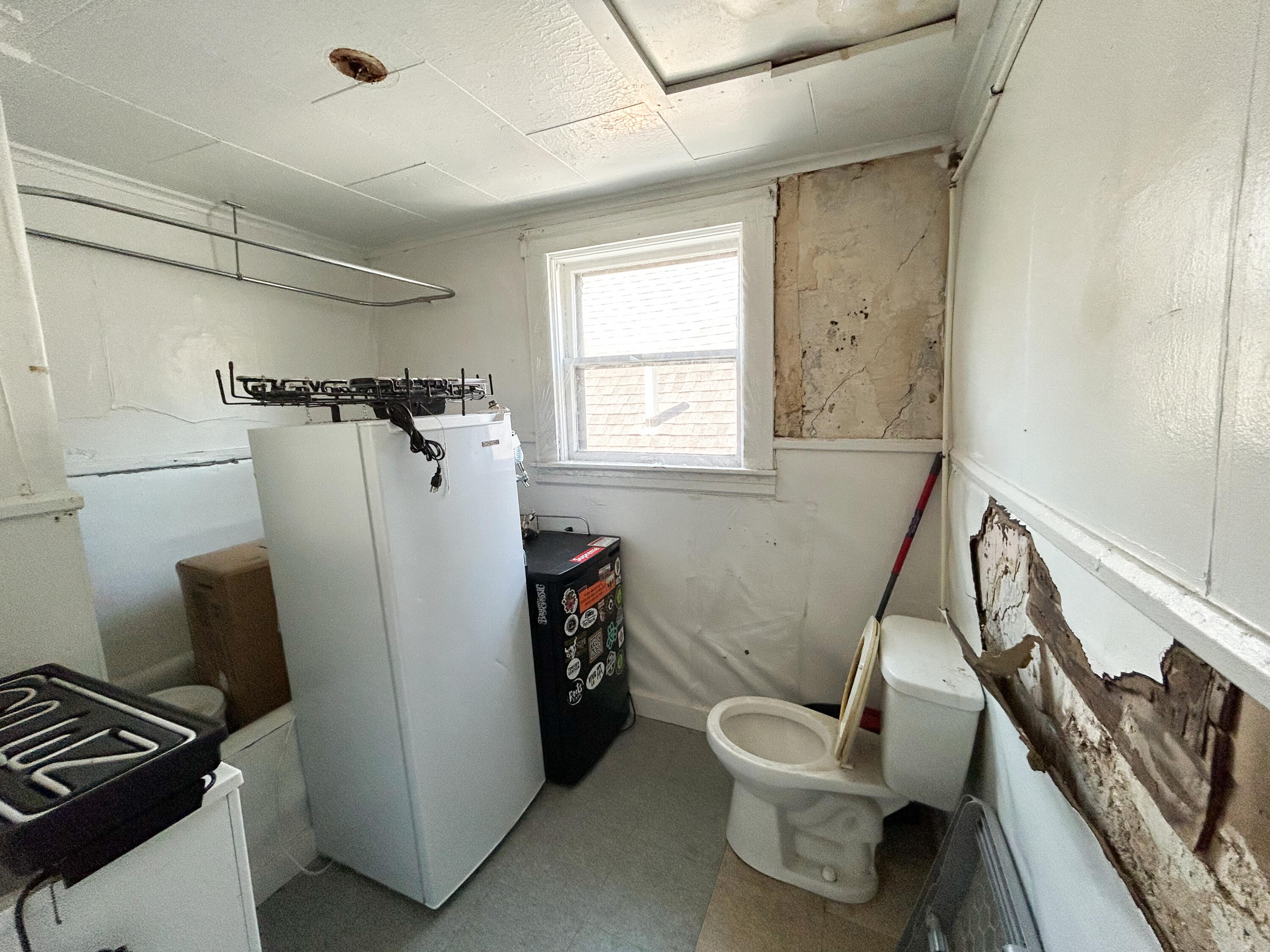 280 Lincoln Street Lewiston, ME 04240 - Photo 9 of 50 IMG_2940