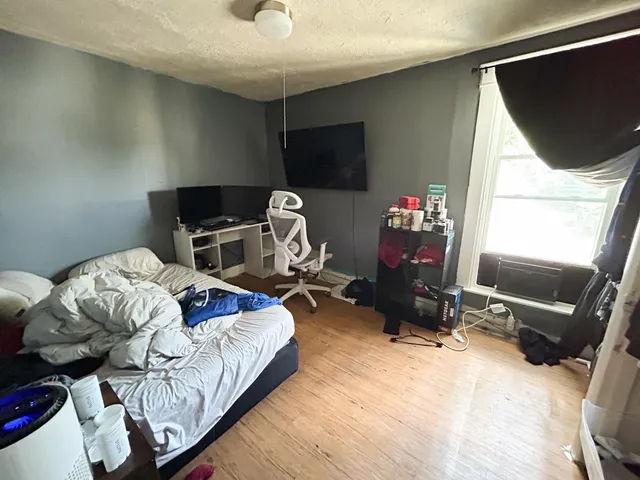 $159,900 | 280 Lincoln Street, Lewiston, ME 04240