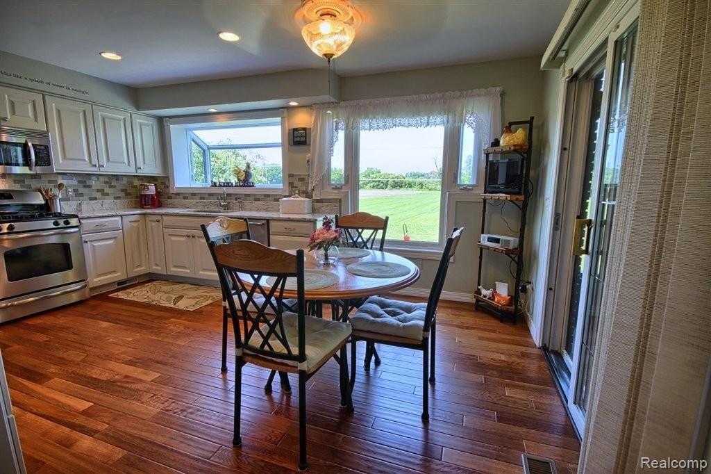 23601 Chapman Road Macomb, MI 48042 - Photo 9 of 25 Breakfast Nook 2nd View.jpg