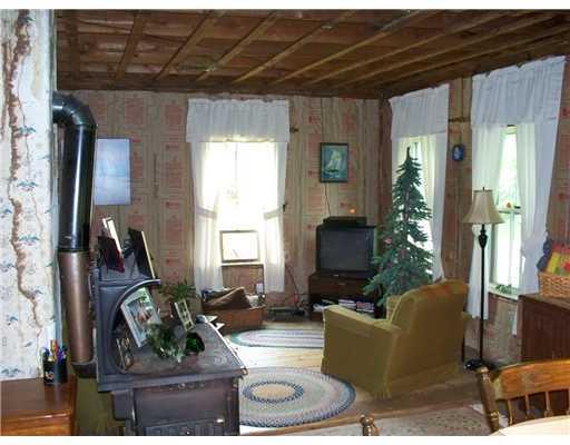319 Fish Street Leeds, ME 04263 - Photo 17 of 18 Living Room.