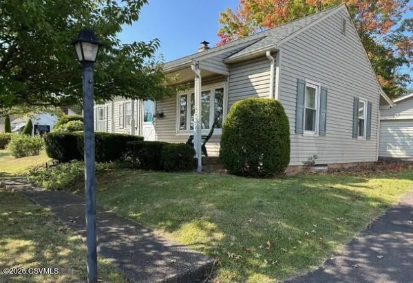 $1,400 | 31 Maple Street, Danville, PA 17821
