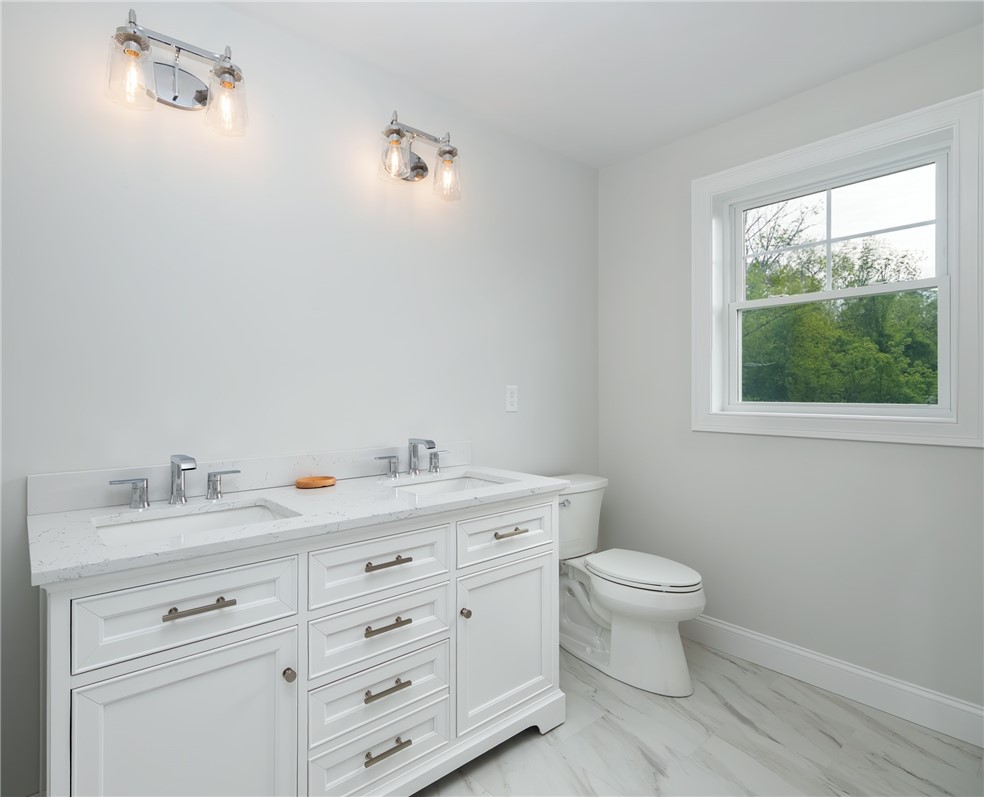4 Upper Farm Way Johnston, RI 02919 - Photo 19 of 34
