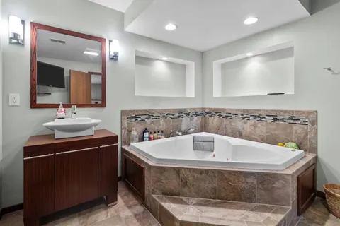 $420,000 | 408 Dunford Drive, Burlington, WI 53105
