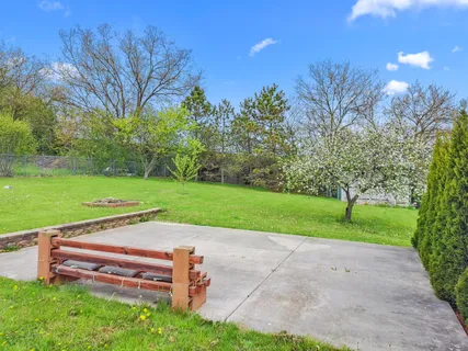 $420,000 | 408 Dunford Drive, Burlington, WI 53105