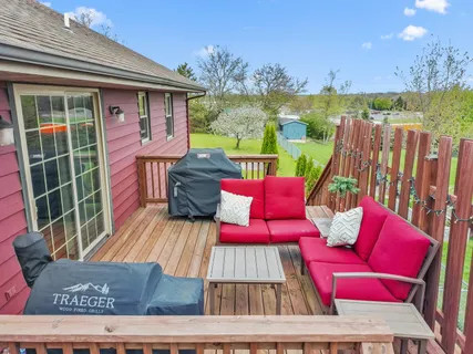 $420,000 | 408 Dunford Drive, Burlington, WI 53105