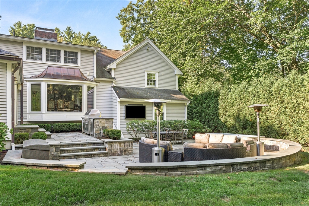 24 Radcliffe Road Wellesley, MA 02482 - Photo 26 of 32