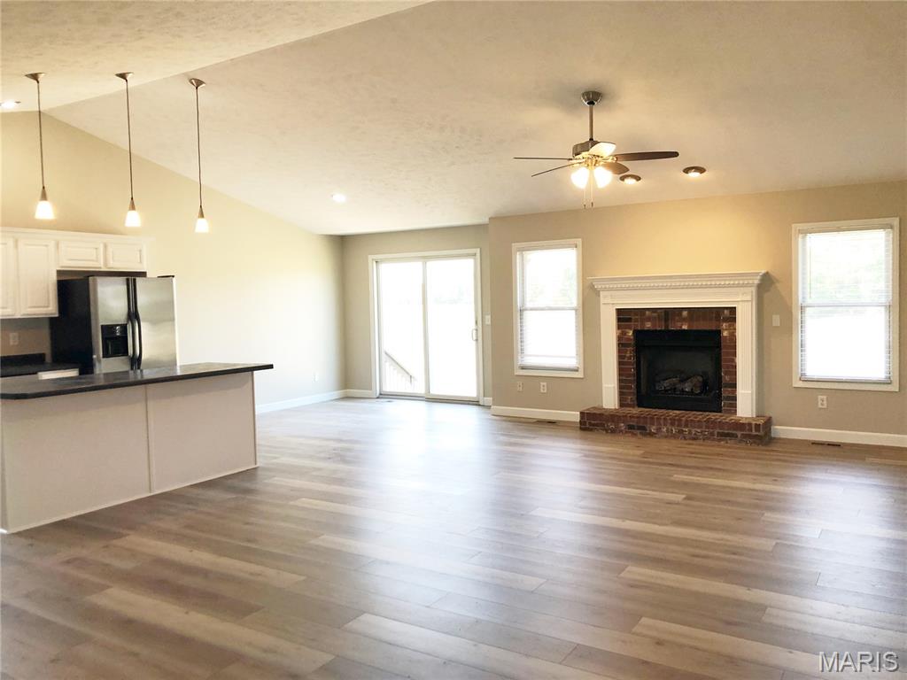 421 Trotter Drive Hamel, IL 62046 - Photo 5 of 18