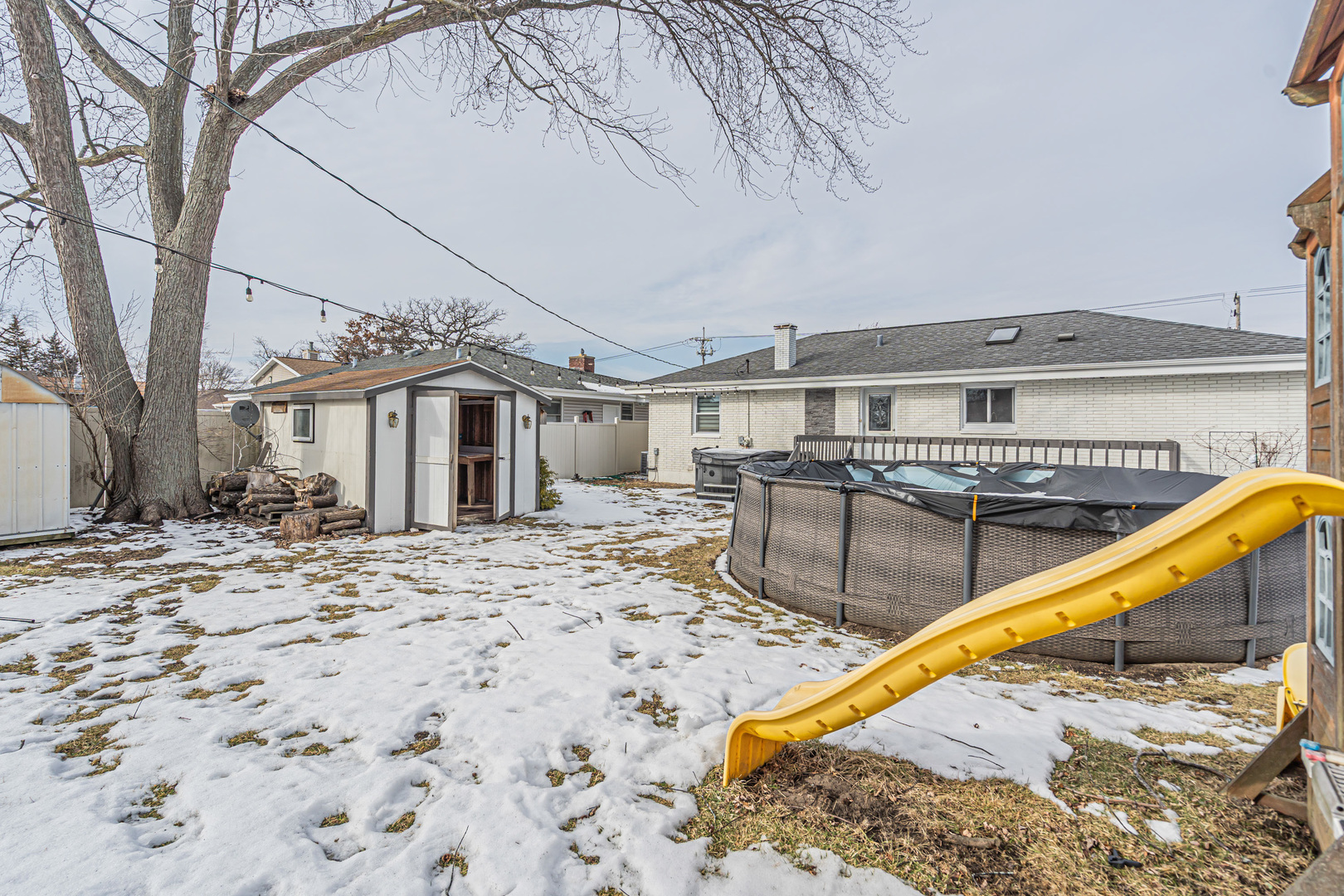 2417 Sand Lake Road Lindenhurst, IL 60046 - Photo 25 of 33