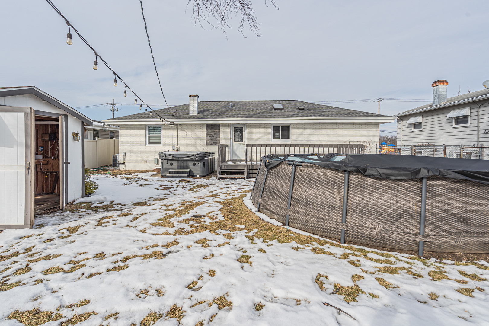 2417 Sand Lake Road Lindenhurst, IL 60046 - Photo 29 of 33