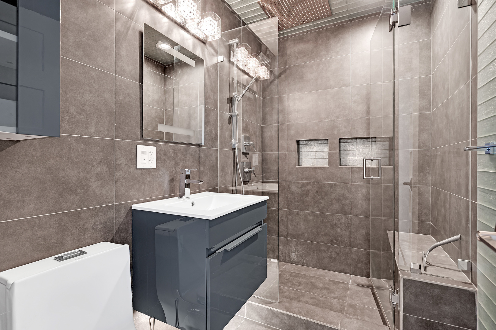 2417 Sand Lake Road Lindenhurst, IL 60046 - Photo 10 of 33