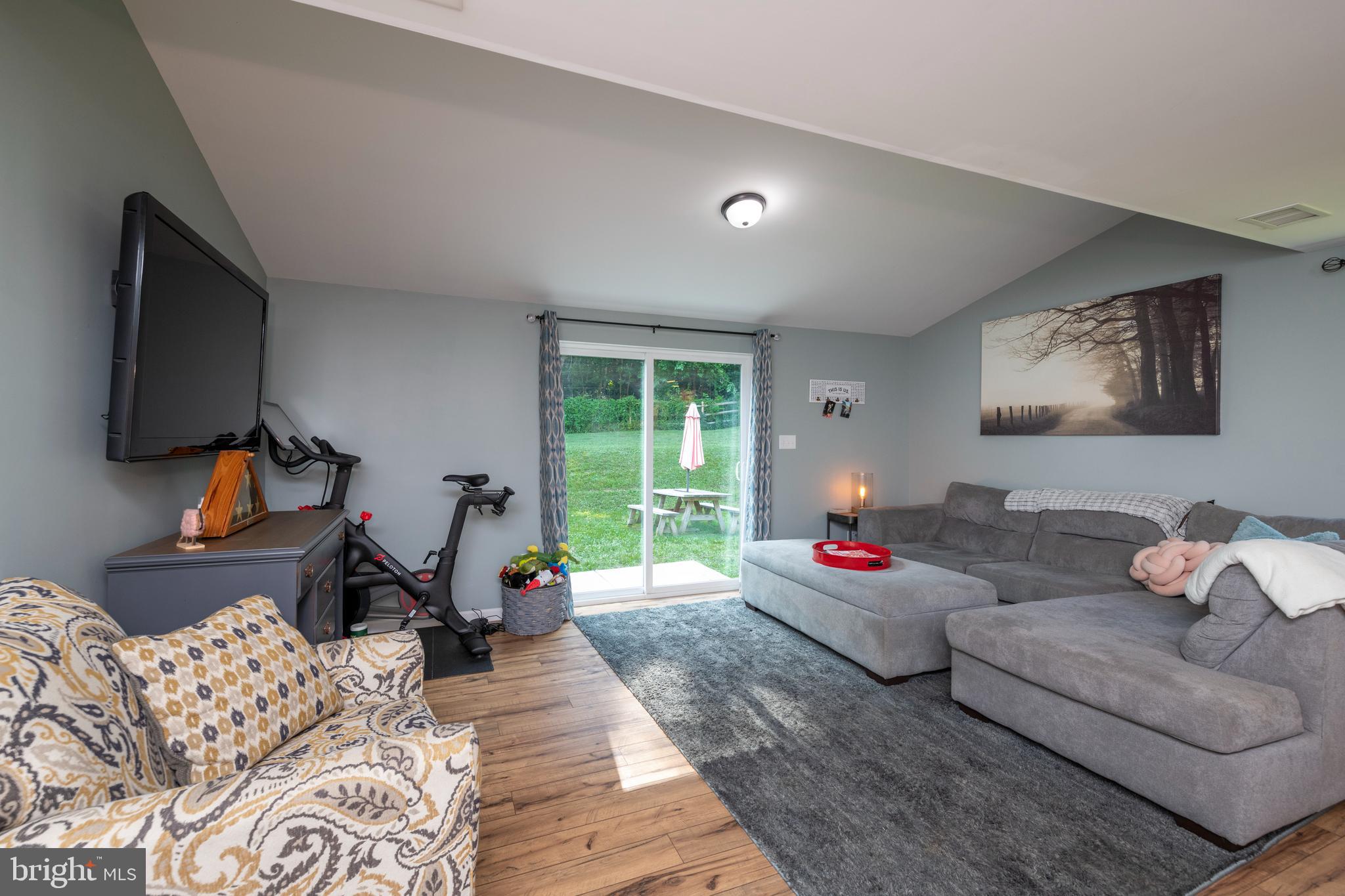 909 Old Pylesville Road Pylesville, MD 21132 - Photo 21 of 61 Livingroom with sliding doors