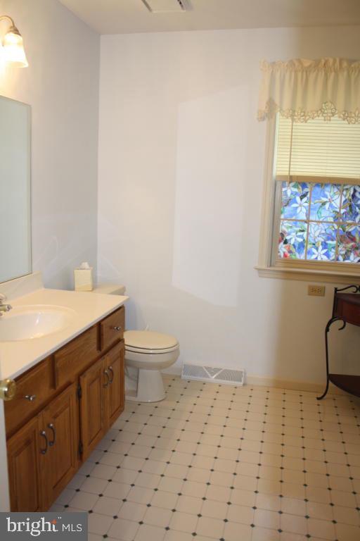 31 Diane Avenue Lititz, PA 17543 - Photo 22 of 28