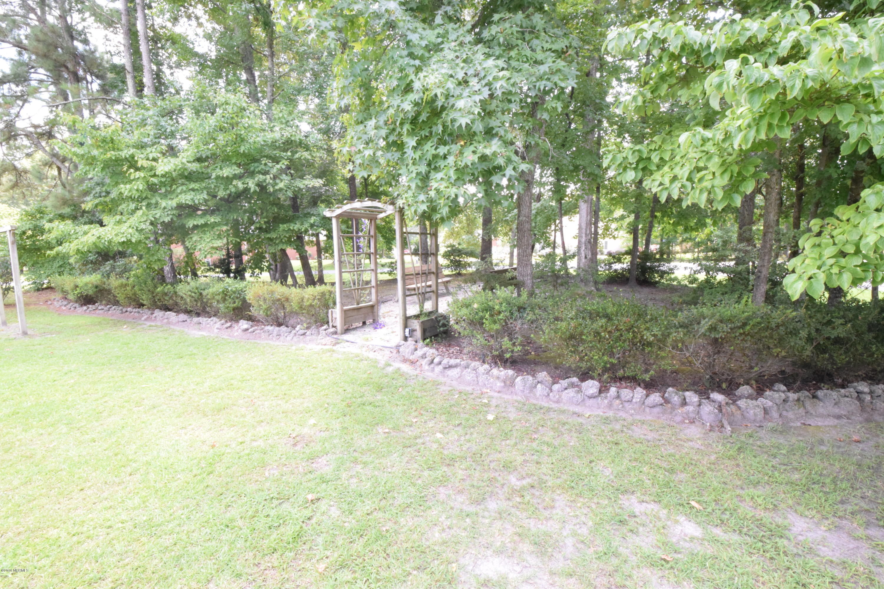 201 Dobbs Spaight Road New Bern, NC 28562 - Photo 28 of 42 23
