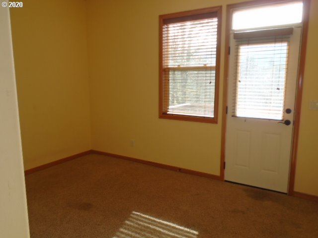 64636 Mc Intyre Road Rhododendron, OR 97049 - Photo 22 of 24 Gallery Image 22