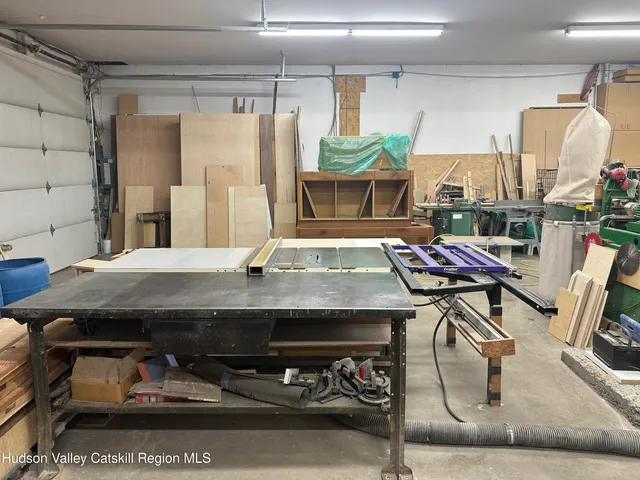 $985,000 | 40-67 Popstone Road, Stone Ridge, NY 12484