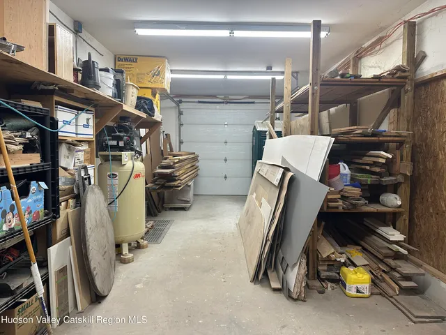 $985,000 | 40-67 Popstone Road, Stone Ridge, NY 12484