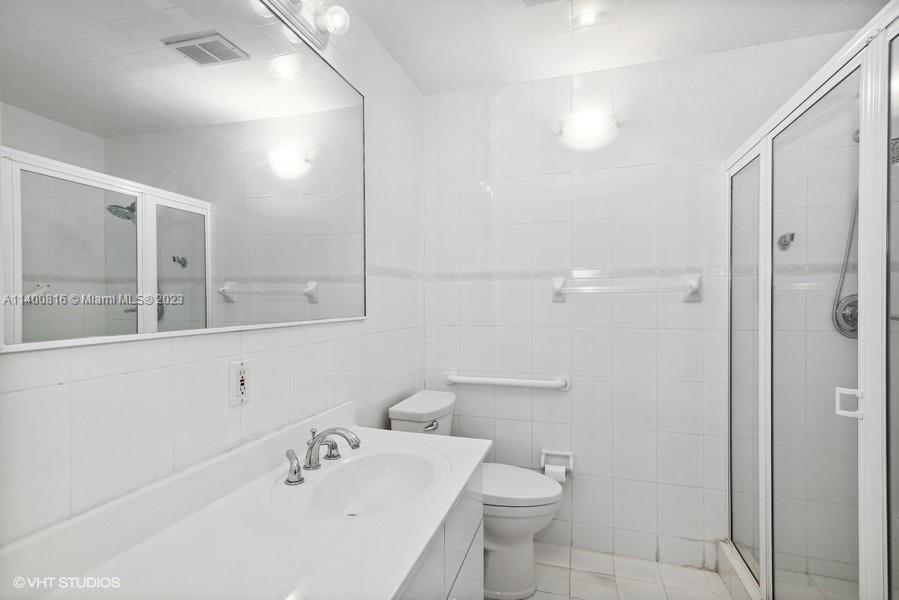 Tamiami Miami, FL 33175 - Photo 14 of 21